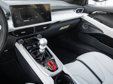 2026 Lotus Emira V6 SE