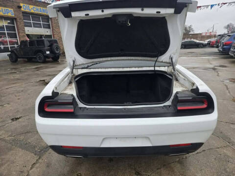 2021 Dodge Challenger SXT