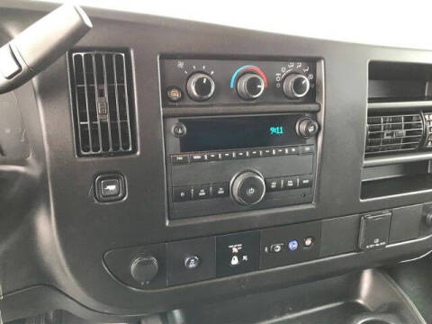 2022 Chevrolet Express 2500