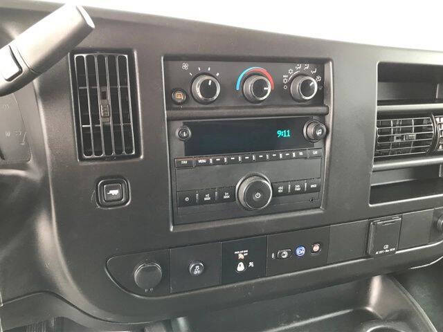 2022 Chevrolet Express 2500