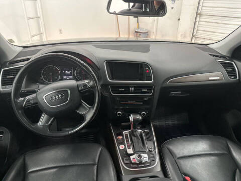 2017 Audi Q5 2.0T quattro Premium