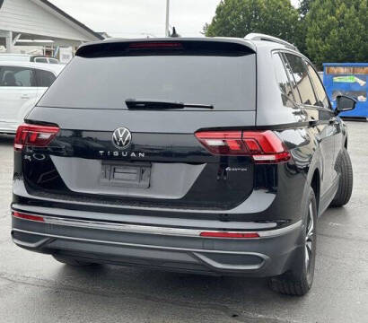 2022 Volkswagen Tiguan SE 4Motion