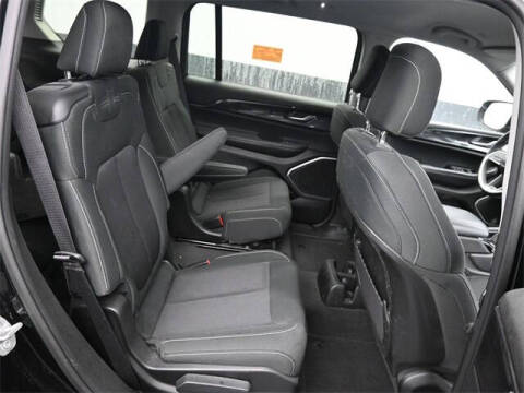 2021 Jeep Grand Cherokee L Laredo