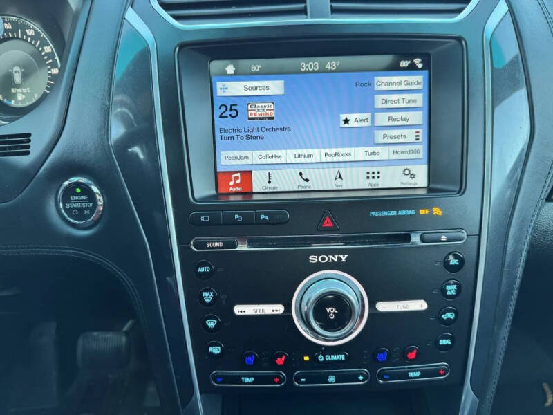 2017 Ford Explorer Platinum