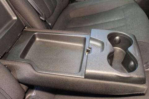 2016 Chrysler 200 LX