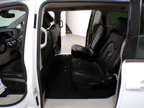 2021 Chrysler Pacifica Touring L