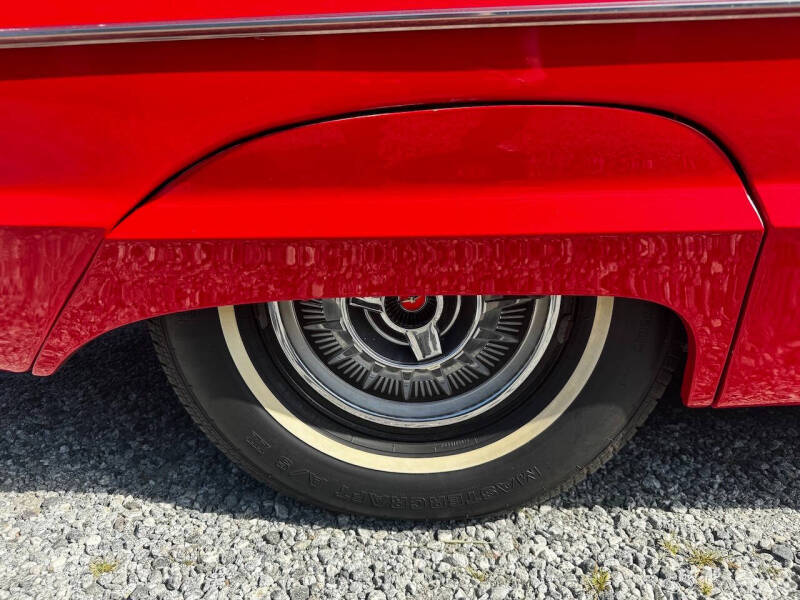 1964 Ford Thunderbird