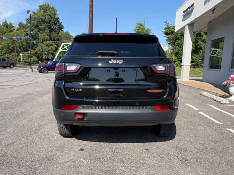 2025 Jeep Compass Trailhawk