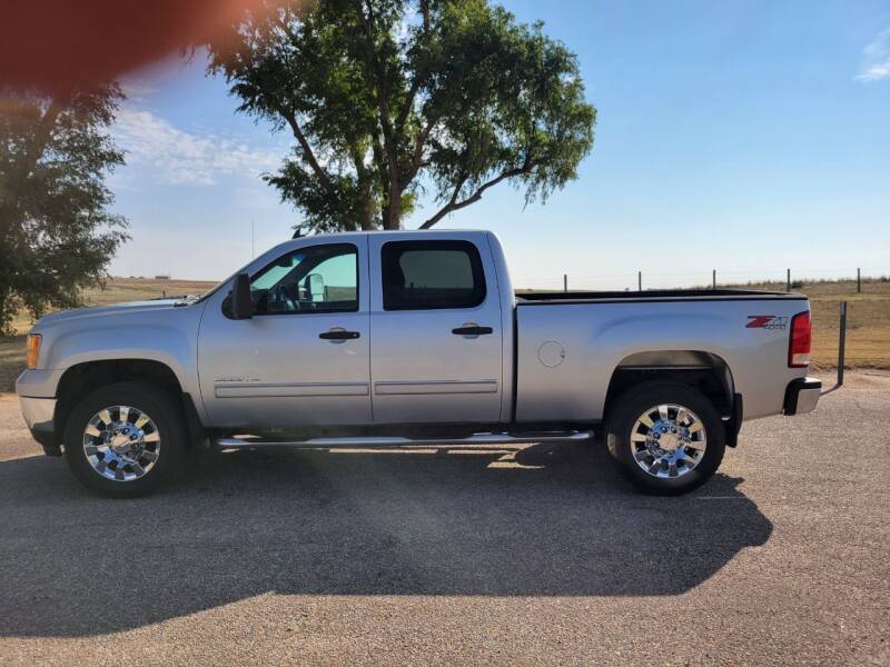 2013 GMC Sierra 2500HD for sale at TNT Auto in Coldwater KS