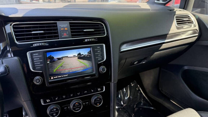 2016 Volkswagen Golf R