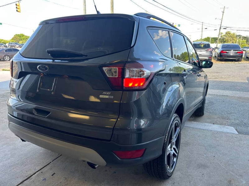 2019 Ford Escape SE