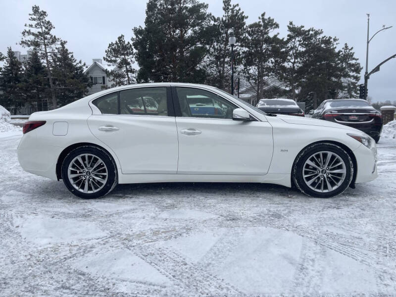 2018 Infiniti Q50 3.0T Luxe