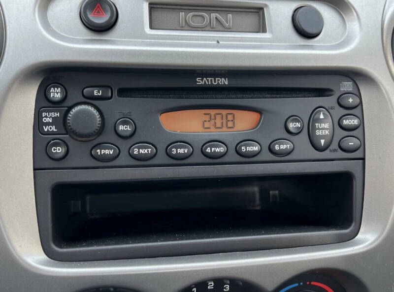 2005 Saturn Ion 2
