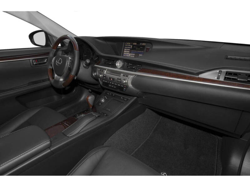 2015 Lexus ES 350 Crafted Line