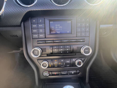 2016 Ford Mustang V6