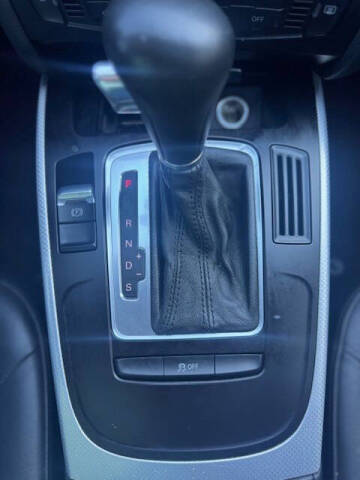 2011 Audi A4 2.0T quattro Premium