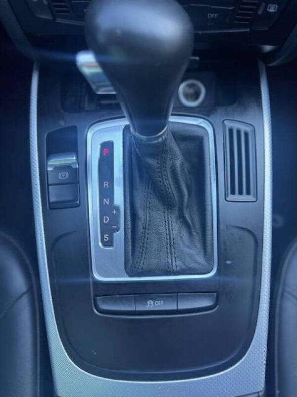 2011 Audi A4 2.0T quattro Premium