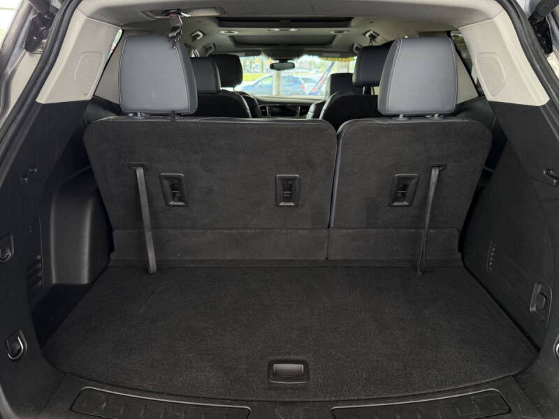 2021 Buick Enclave Essence