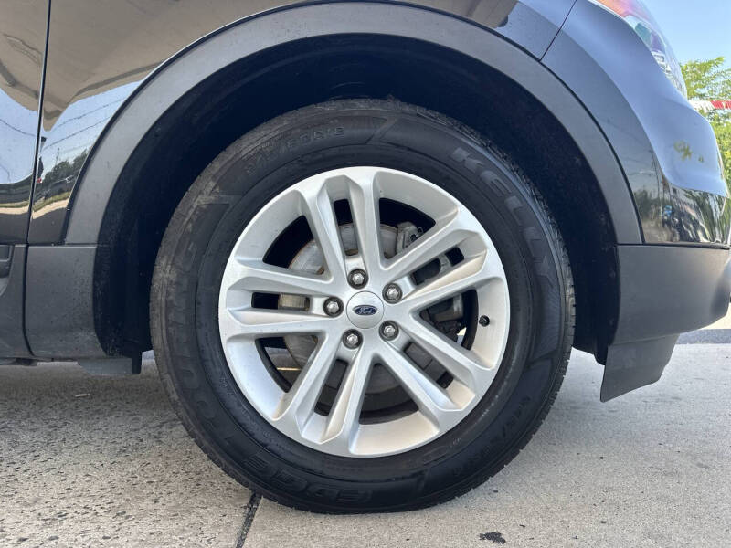 2015 Ford Explorer