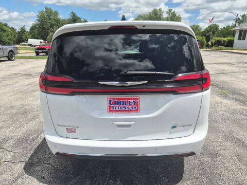 2024 Chrysler Pacifica Plug-In Hybrid