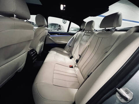 2019 BMW 5 Series 530i