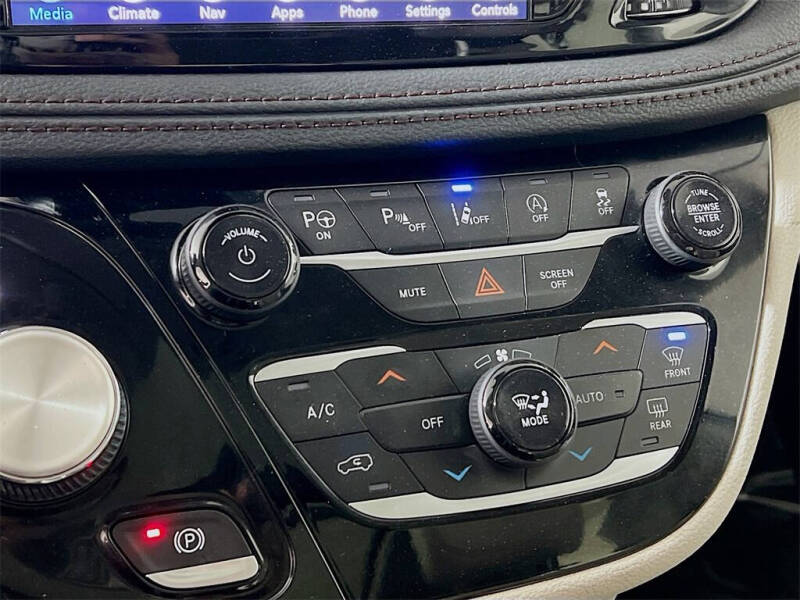 2020 Chrysler Pacifica Limited