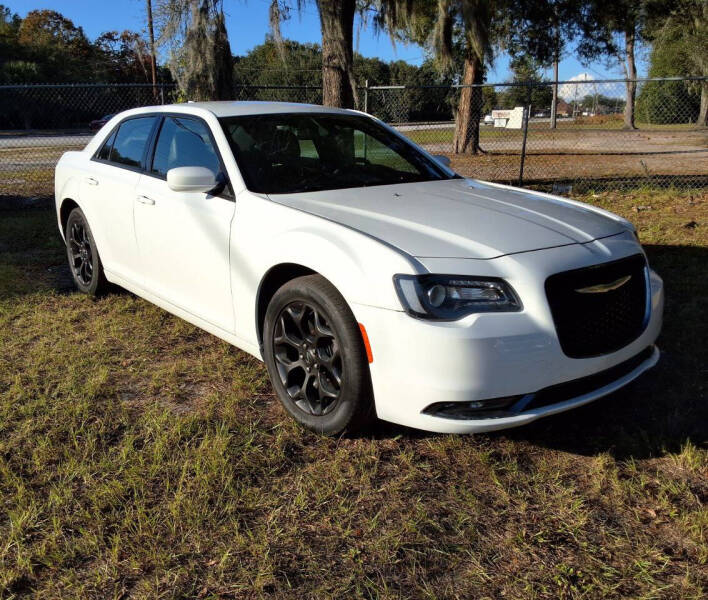 2019 Chrysler 300 for sale at Carroom Network in Middleburg FL