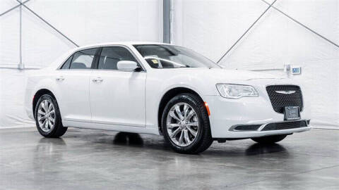 2022 Chrysler 300 Touring