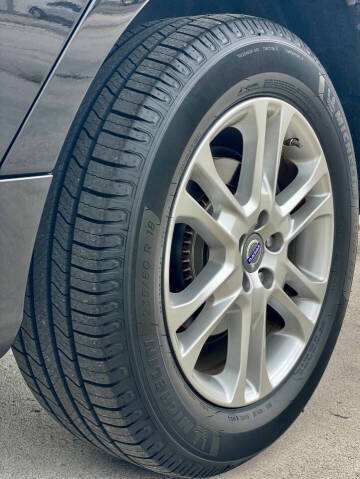 2015 Volvo XC60 T5 Drive-E Premier