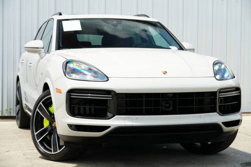 2022 Porsche Cayenne Turbo S E-Hybrid