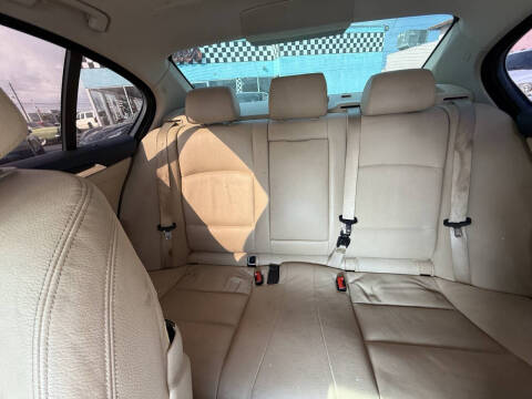 2014 BMW 5 Series 528i