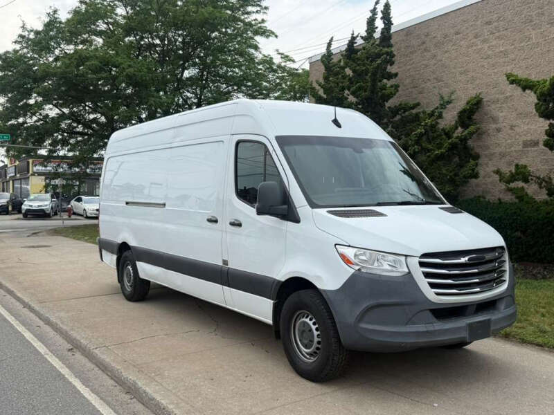 2019 Freightliner Sprinter 2500