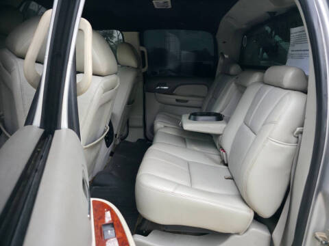 2011 Chevrolet Avalanche LT