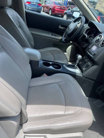 2011 Nissan Rogue SV