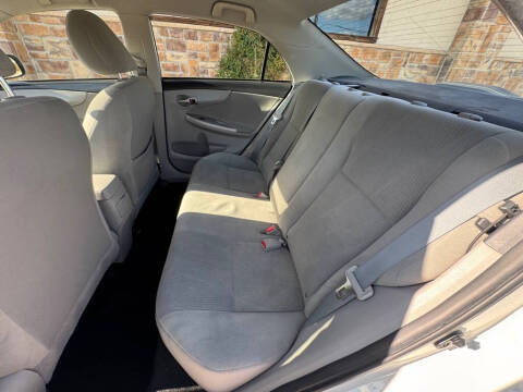 2012 Toyota Corolla LE