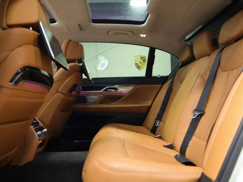 2016 BMW 7 Series 740i