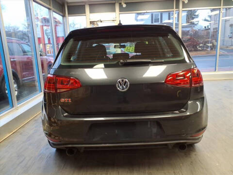 2017 Volkswagen Golf GTI Autobahn