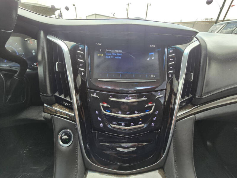 2016 Cadillac Escalade Platinum