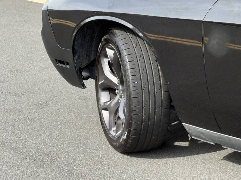 2010 Dodge Challenger SE