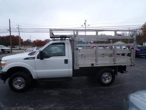 2013 Ford F-250 Super Duty for sale at R V Used Cars LLC in Georgetown OH