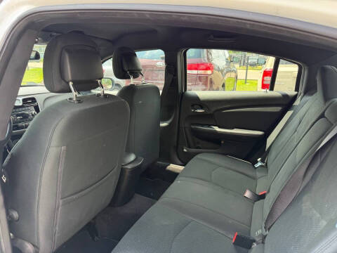 2012 Chrysler 200 Touring