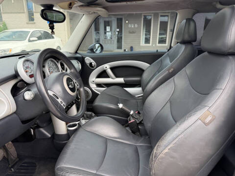 2004 MINI Cooper