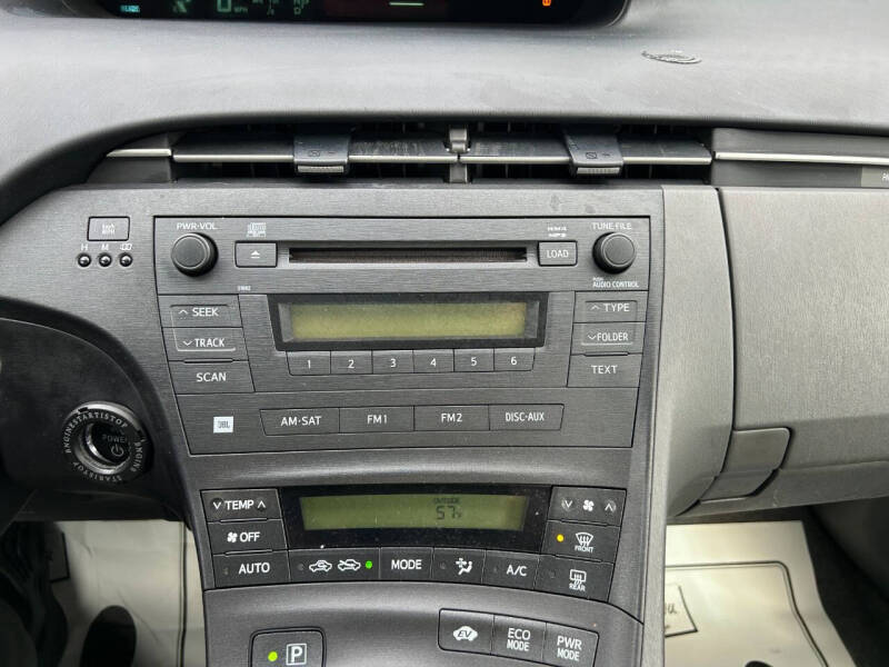 2011 Toyota Prius Three