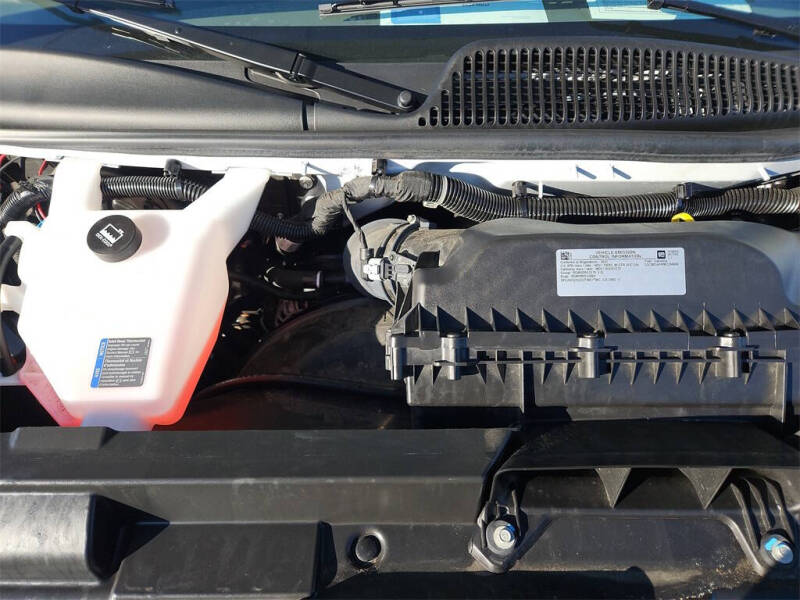 2024 Chevrolet Express 2500