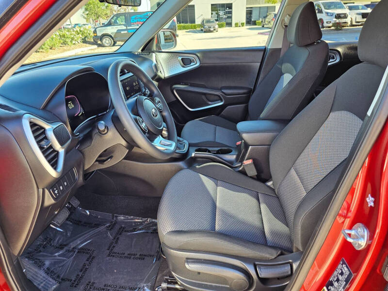 2025 Kia Soul LX