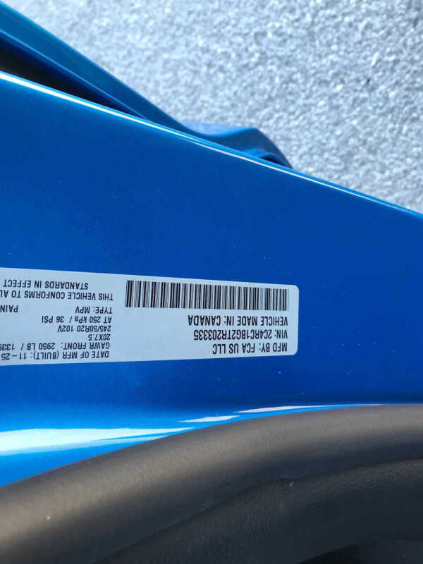 2026 Chrysler Pacifica Select