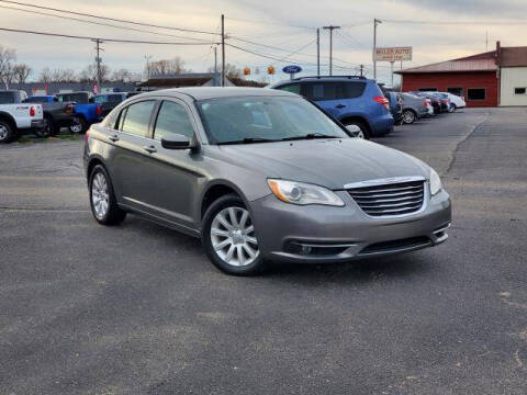 2013 Chrysler 200 for sale at Miller Auto Sales in Saint Louis MI