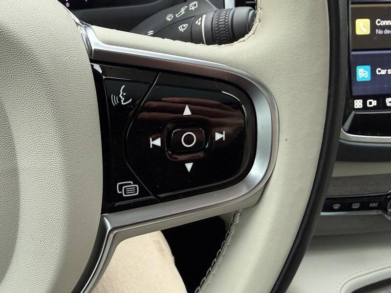 2023 Volvo XC90 B5 Plus Bright Theme