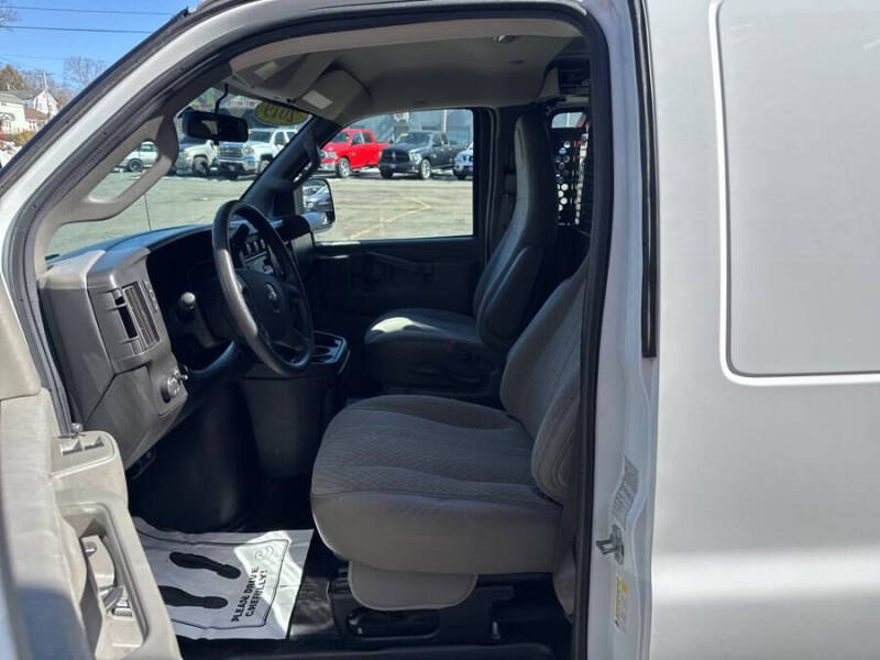 2019 Chevrolet Express 2500