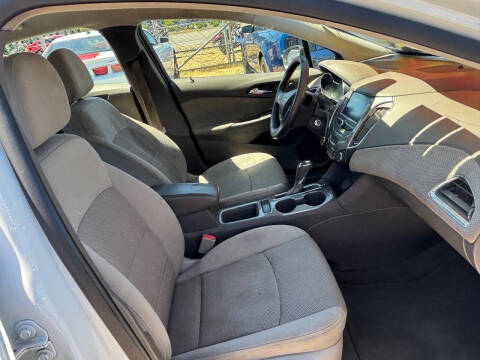 2017 Chevrolet Cruze LT Auto